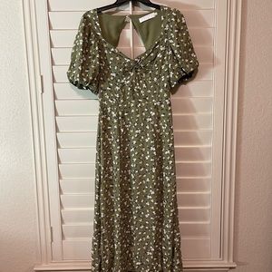 ASTR Puff Sleeve Dress